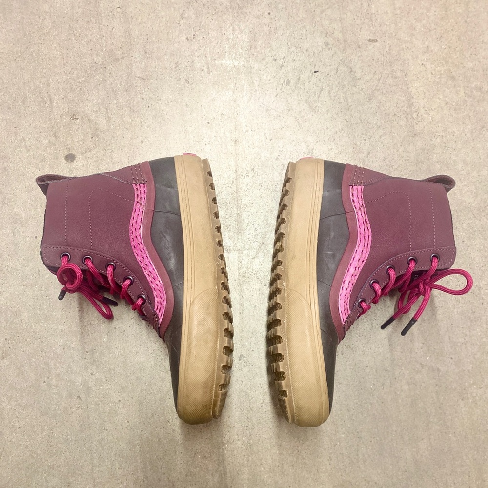 Vans Pink and Brown Winter Boots - Picture 11 of 11